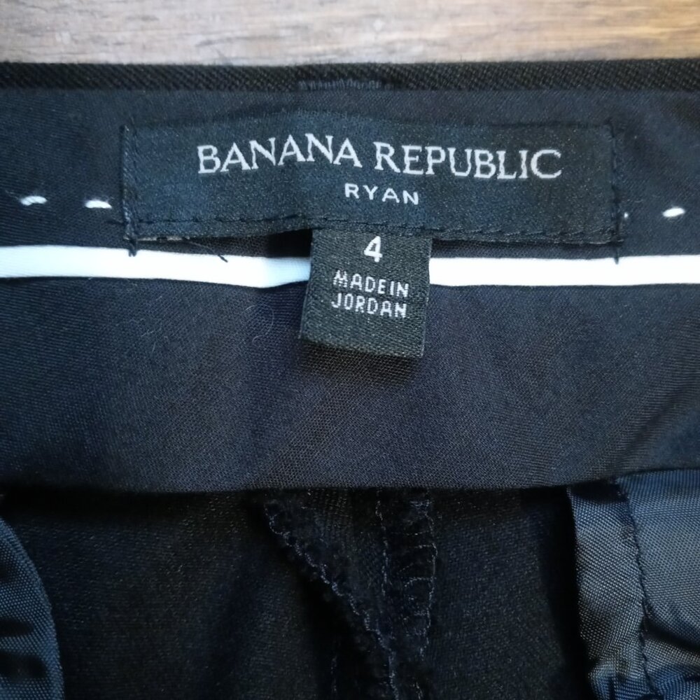 BANANA REPUBLIC ryan straight fit washable bi-stretch pants in black (sz4) - Picture 8 of 15